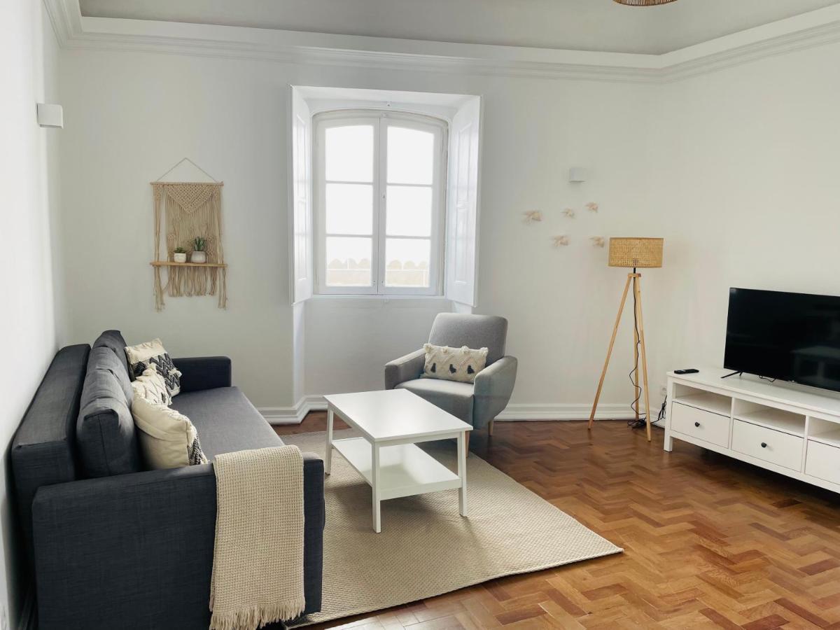 Casa Soure Suites And Apartments 에보라 외부 사진
